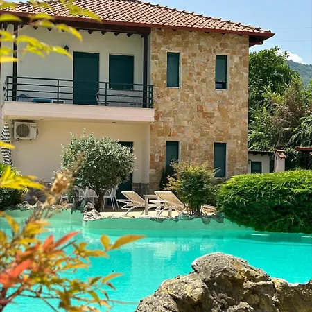 בית נופש Olympus Theophilia סקוטינה