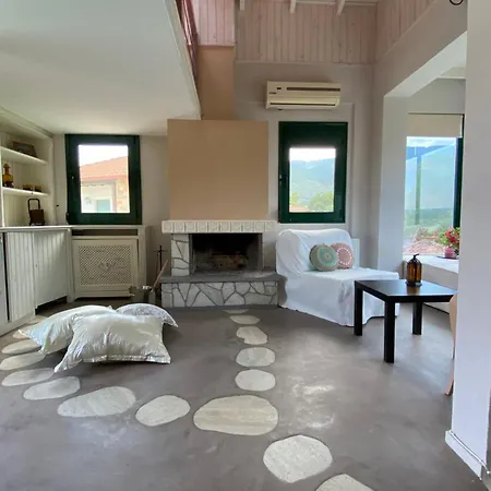 בית נופש Olympus Theophilia *